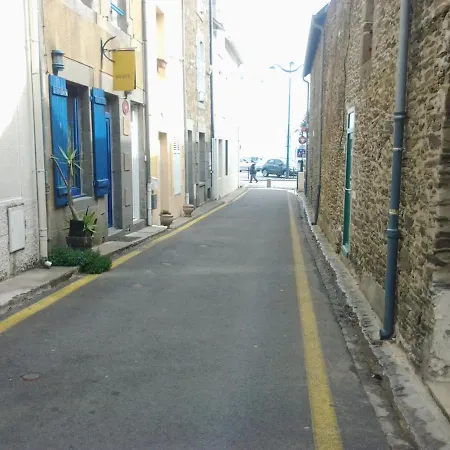 Rue Georges V - Port De La Houle *